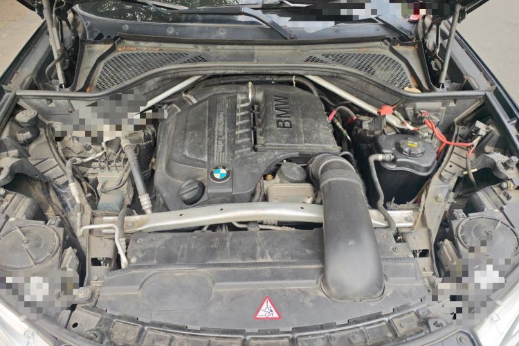 Used BMW X5 2014 xDrive35i Elegant Edition Engine Bay
