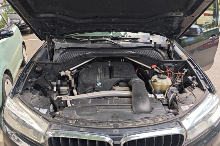Used BMW X5 2014 xDrive35i Elegant Edition Engine Bay