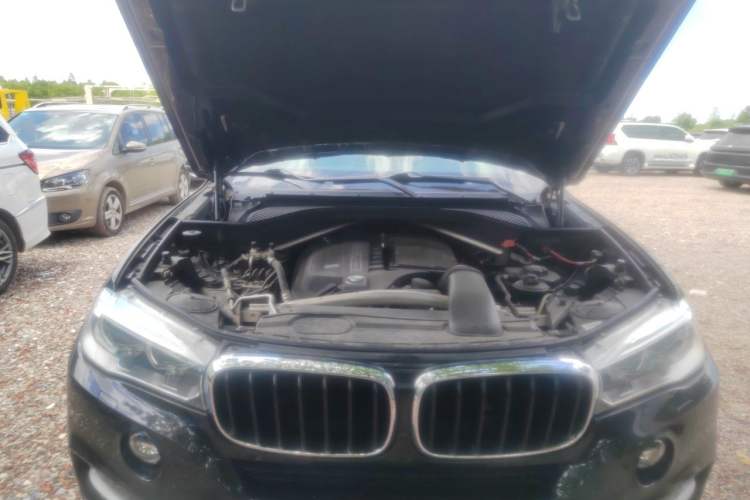 Used BMW X5 2014 xDrive35i Elegant Edition Engine Bay