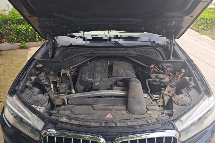 Used BMW X5 2014 xDrive35i Elegant Edition Engine Bay
