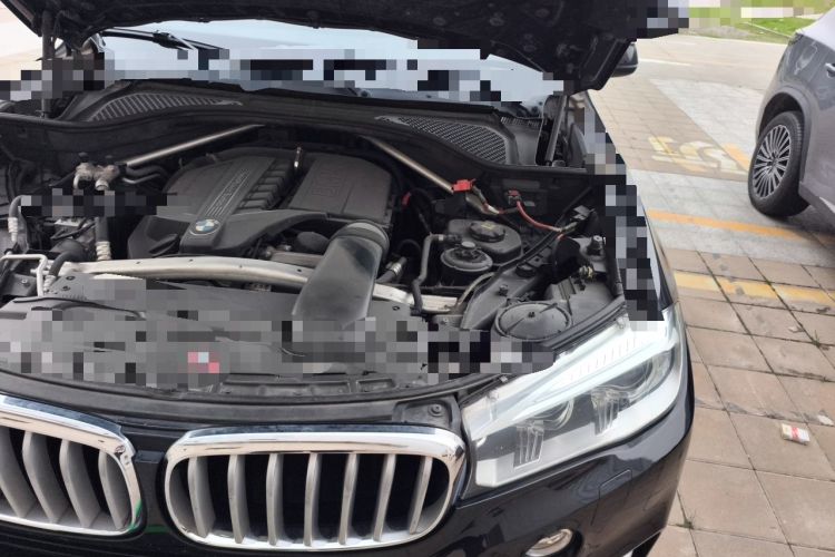 Used BMW X5 2014 xDrive35i Leading Model Engine Bay Left
