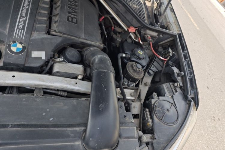 Used BMW X5 2014 xDrive35i Elegant Edition Engine Bay Left