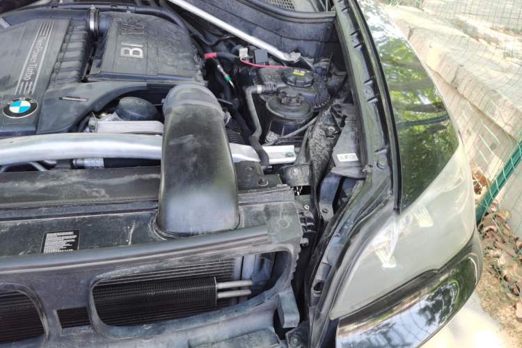 Used BMW X5  Engine Bay Left