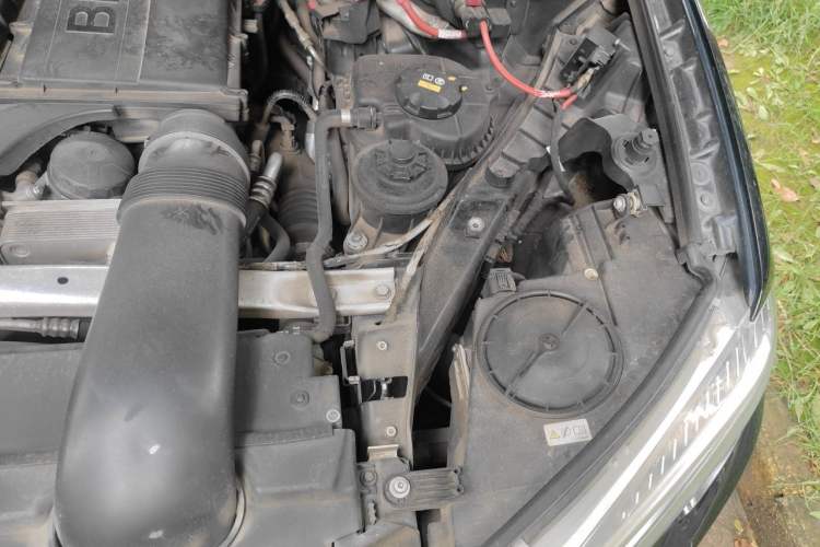 Used BMW X5  Engine Bay Left