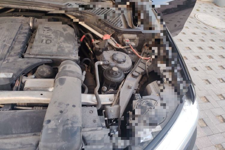 Used BMW X5  Engine Bay Left