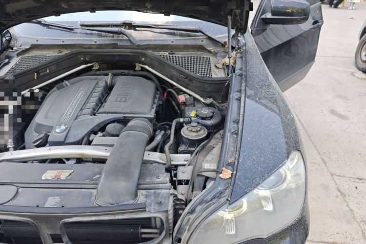 Used BMW X5  Engine Bay Left