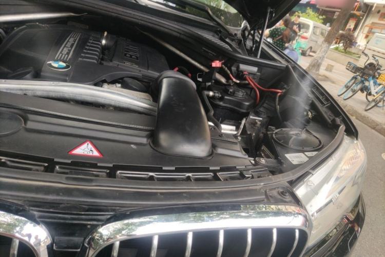 Used BMW X5  Engine Bay Left