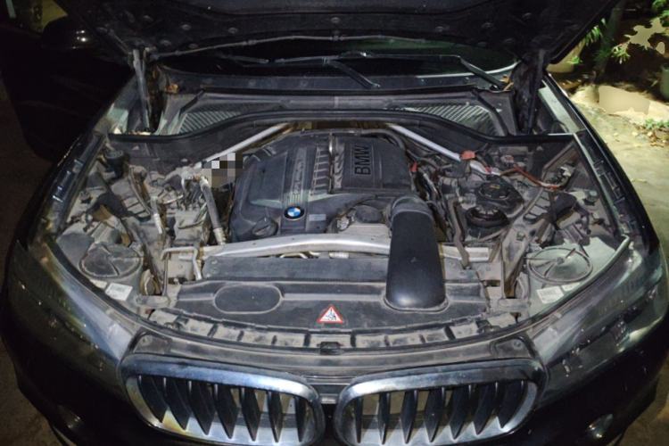 Used BMW X5 2014 xDrive35i Elegant Edition Engine Bay