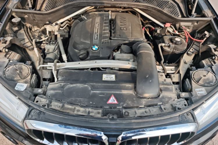 Used BMW X5 2014 xDrive35i Elegant Edition Engine Bay