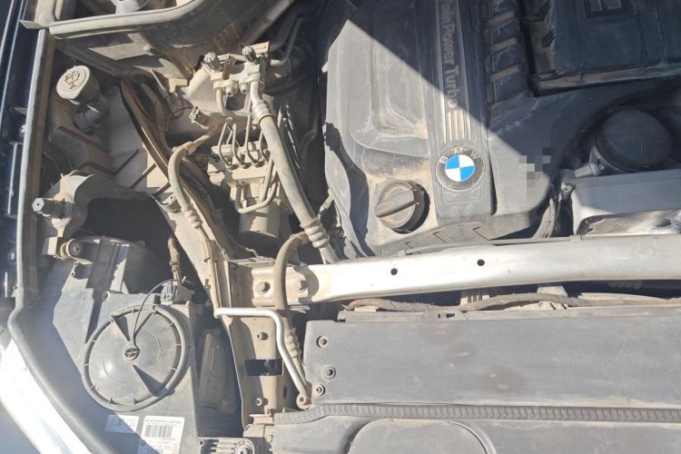 Used BMW X5 2014 xDrive35i Leading Model Engine Bay Right