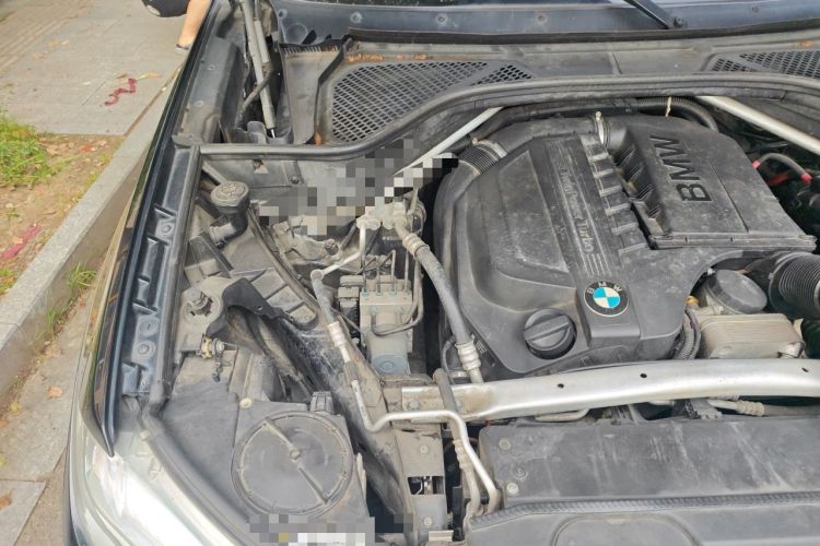 Used BMW X5 2014 xDrive35i Elegant Edition Engine Bay Right