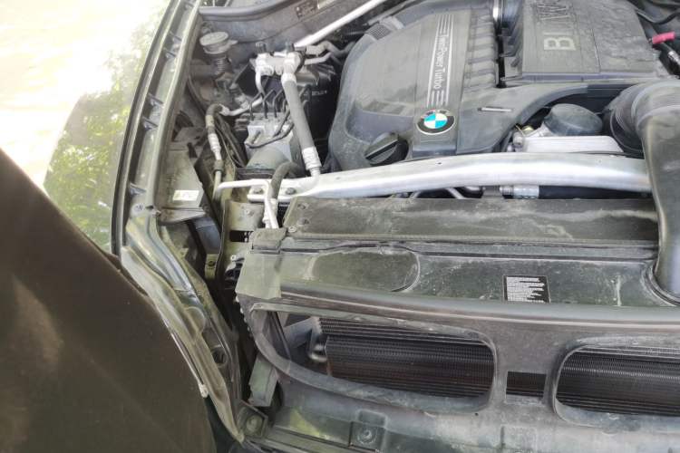 Used BMW X5  Engine Bay Right