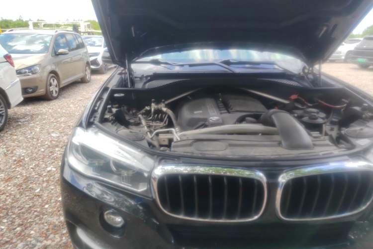 Used BMW X5 2014 xDrive35i Elegant Edition Engine Bay Right