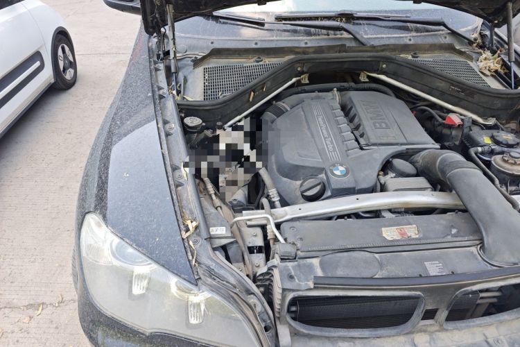 Used BMW X5  Engine Bay Right