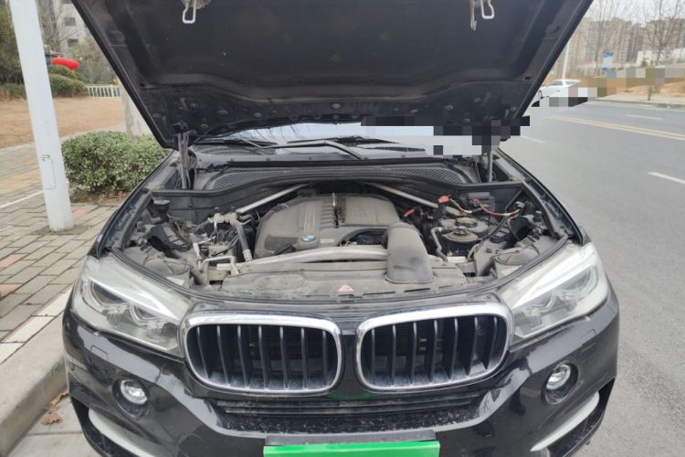 Used BMW X5 2014 xDrive35i Luxury Edition Engine Bay