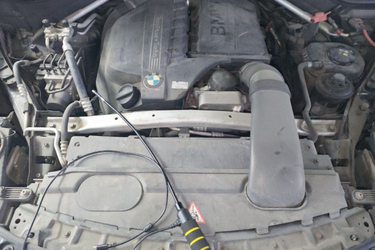 Used BMW X5 2014 xDrive35i Elegant Edition Engine Bay