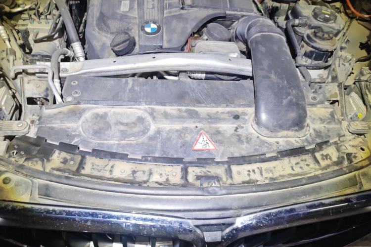 Used BMW X5 2014 xDrive35i Elegant Edition Engine Bay