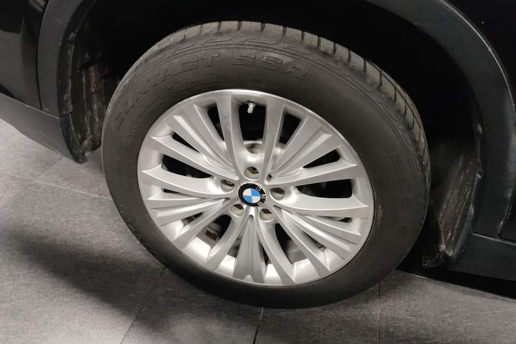 Used BMW X5 2014 xDrive35i Luxury Edition Exterior 1