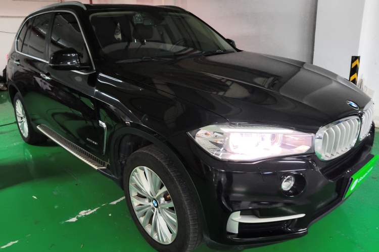 Used BMW X5 2014 xDrive35i Leading Model Exterior 1