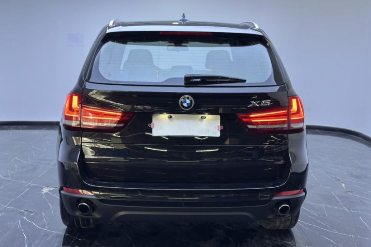 Used BMW X5 2014 xDrive35i Leading Model Exterior 2