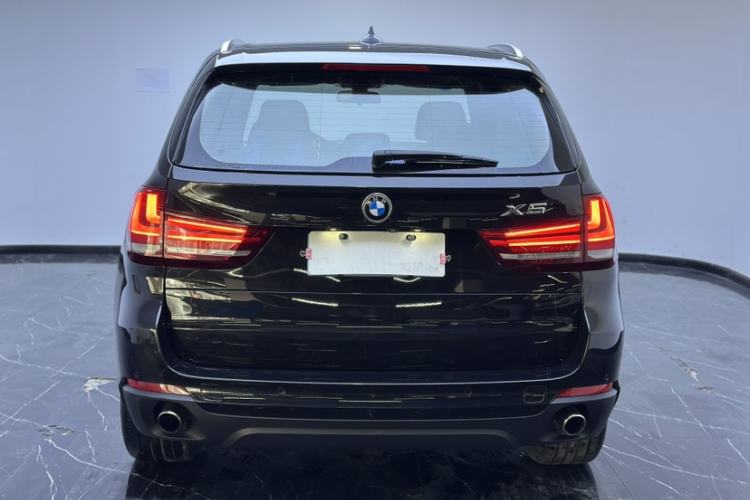 Used BMW X5 2014 xDrive35i Leading Model Exterior 2