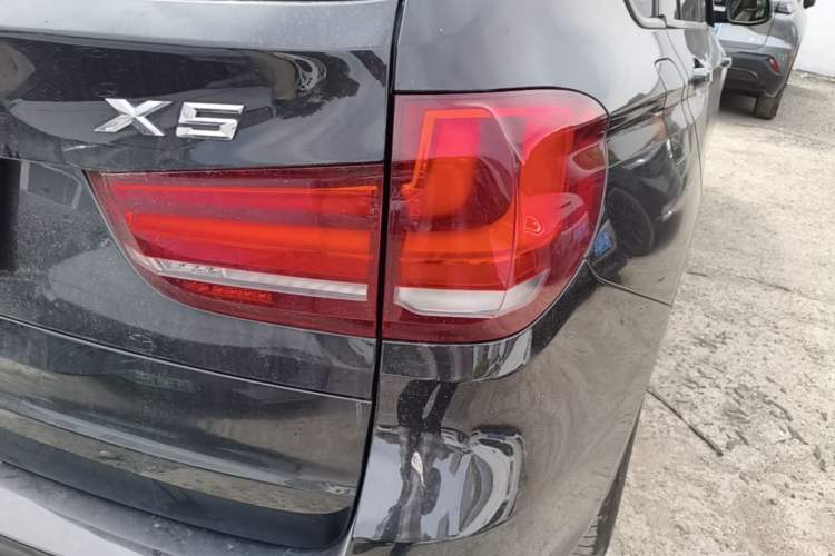 Used BMW X5 2014 xDrive35i Elegant Edition Exterior 3