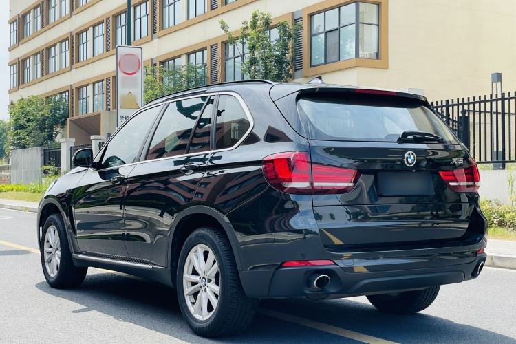 Used BMW X5 2014 xDrive35i Elegant Edition Exterior 3