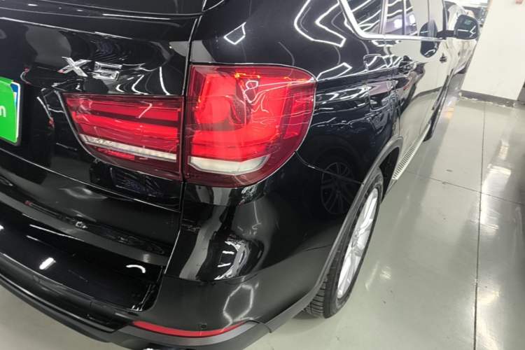 Used BMW X5 2014 xDrive35i Elegant Edition Exterior 3