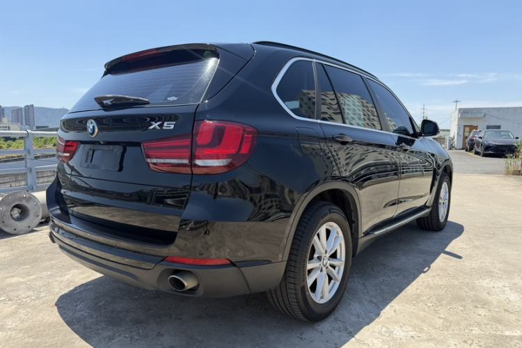 Used BMW X5 2014 xDrive35i Elegant Edition Exterior 4