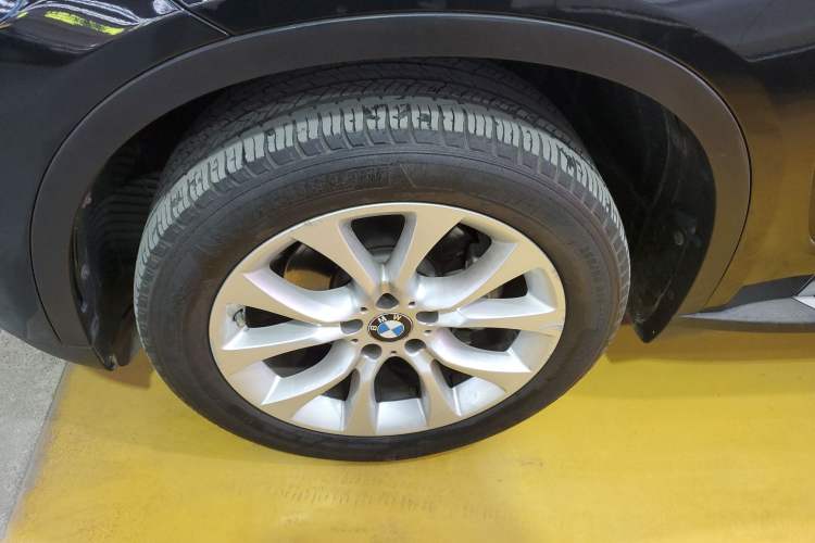 Used BMW X5 2014 xDrive35i Elegant Edition Exterior 4
