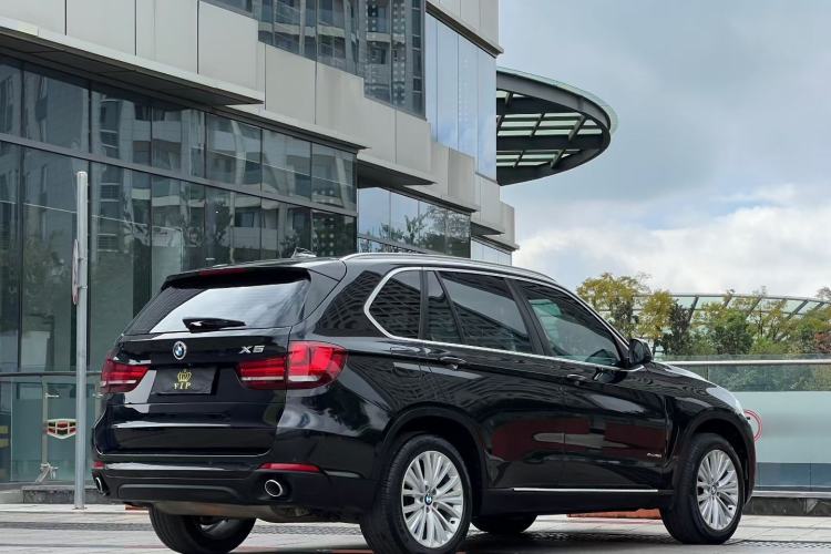 Used BMW X5 2014 xDrive35i Luxury Edition Exterior 5