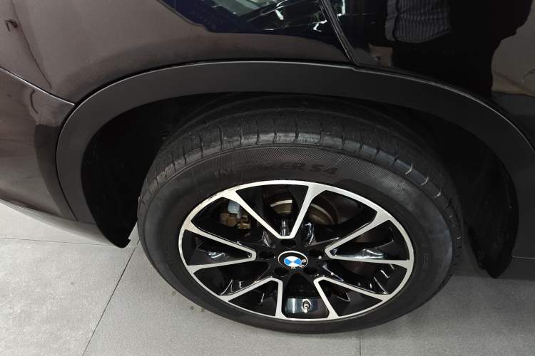 Used BMW X5 2014 xDrive35i Elegant Edition Exterior 5