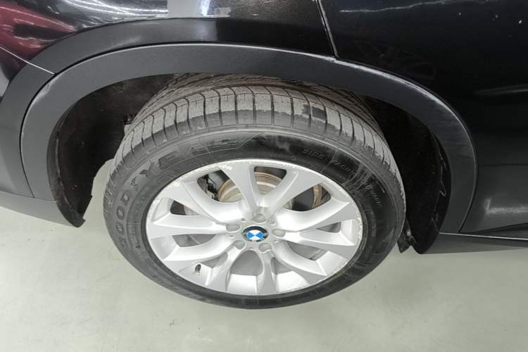 Used BMW X5 2014 xDrive35i Elegant Edition Exterior 5