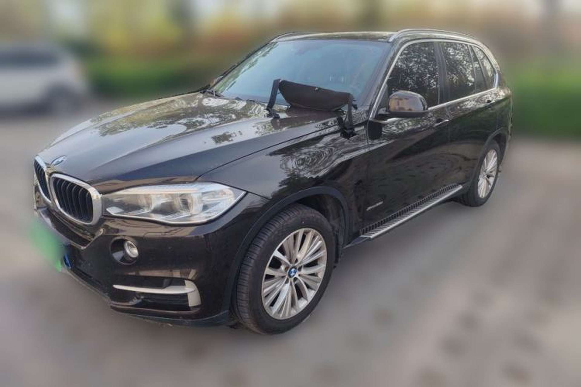 Used BMW X5  Front Left 45 Deg