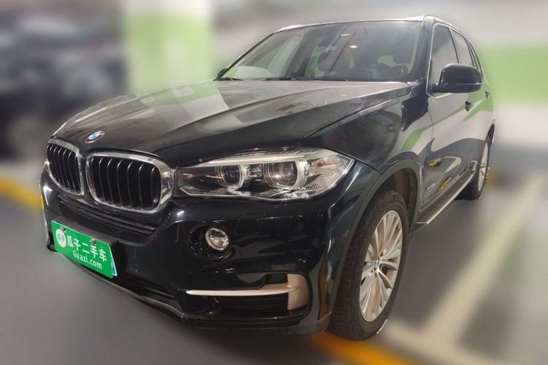 Used BMW X5 2014 xDrive35i Leading Model Front Left 45 Deg