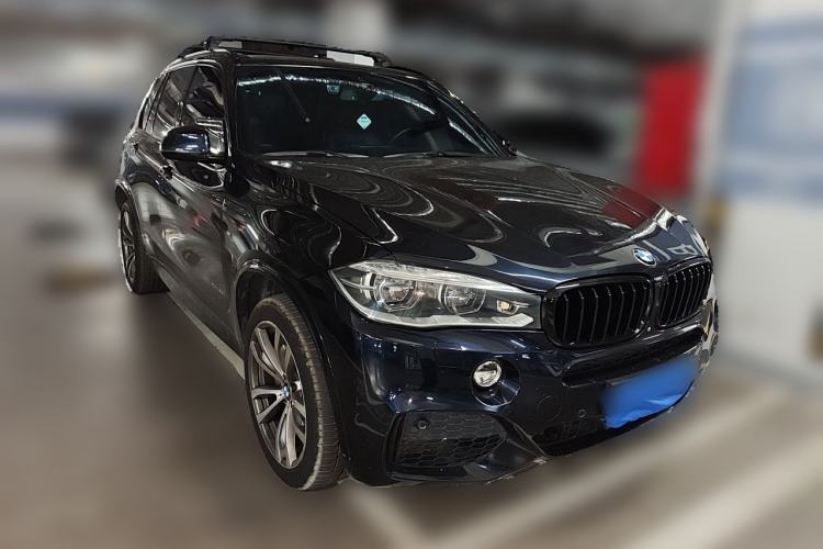 Used BMW X5 2014 xDrive50i M Sport Edition Front Right 45 Deg