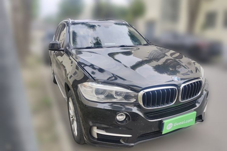 Used BMW X5 2014 xDrive35i Elegant Edition Front Right 45 Deg