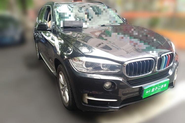 Used BMW X5 2014 xDrive35i Elegant Edition Front Right 45 Deg