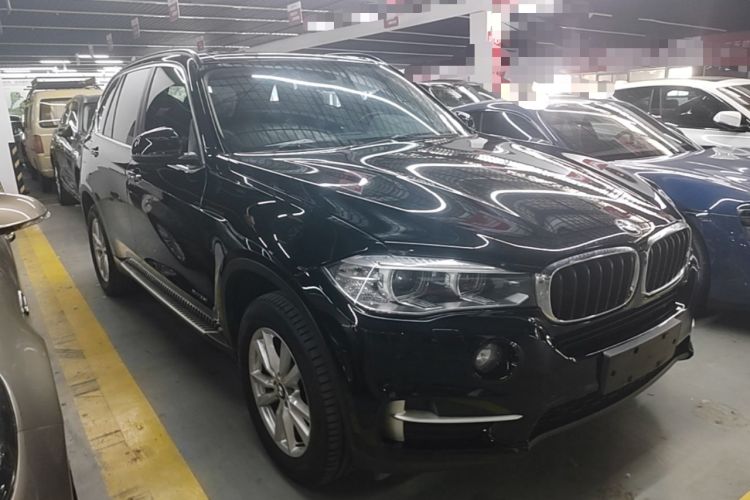 Used BMW X5 2014 xDrive35i Elegant Edition Front Right 45 Deg
