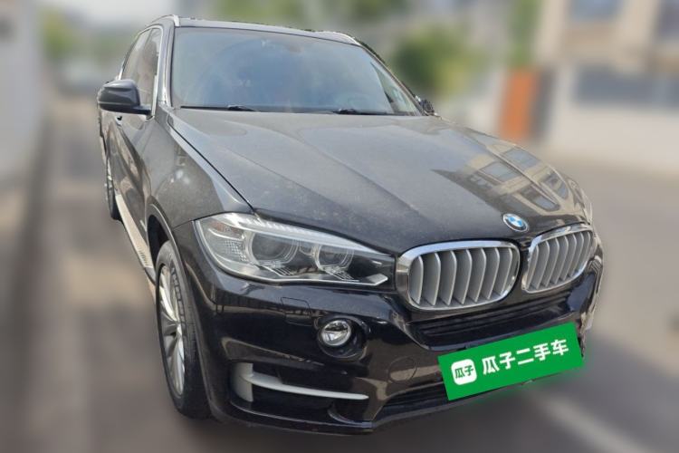 Used BMW X5 2014 xDrive35i Elegant Edition Front Right 45 Deg