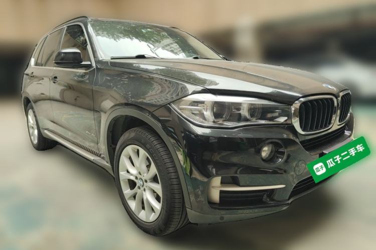 Used BMW X5 2014 xDrive35i Elegant Edition Front Right 45 Deg