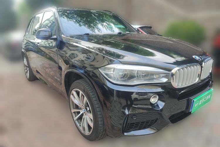 Used BMW X5 2014 xDrive50i M Sport Edition Front Right 45 Deg