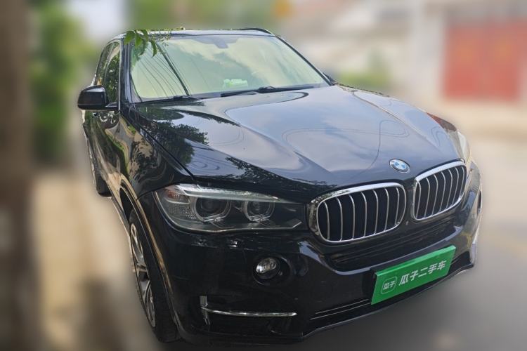 Used BMW X5 2014 xDrive35i Elegant Edition Front Right 45 Deg