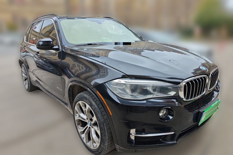 Used BMW X5 2014 xDrive35i Elegant Edition Front Right 45 Deg