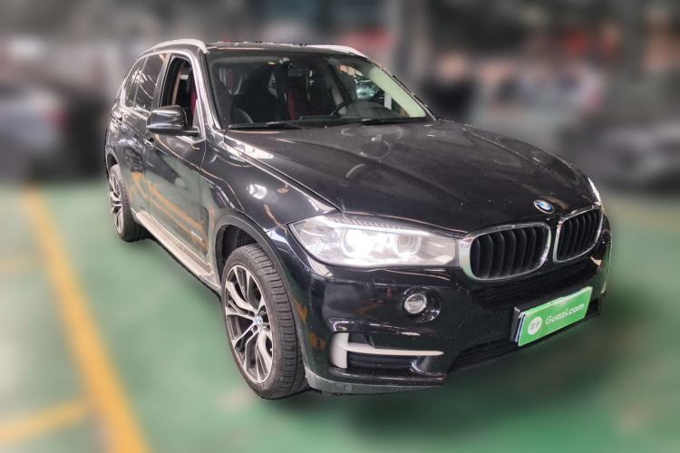 Used BMW X5 2014 xDrive35i Elegant Edition Front Right 45 Deg