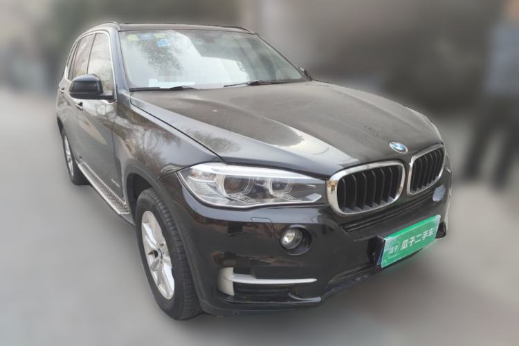 Used BMW X5 2014 xDrive35i Elegant Edition Front Right 45 Deg
