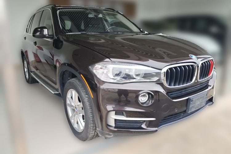 Used BMW X5 2014 xDrive35i Elegant Edition Front Right 45 Deg