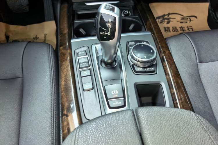Used BMW X5  Gear Lever