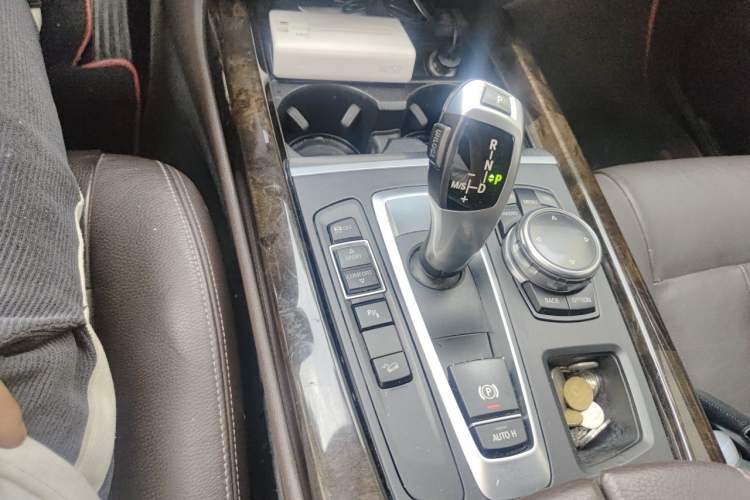 Used BMW X5 2014 xDrive35i Elegant Edition Gear Lever