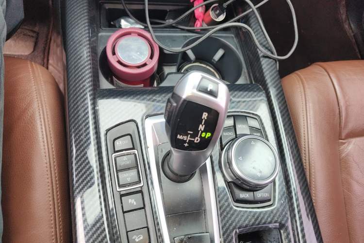 Used BMW X5 2014 xDrive30d Gear Lever